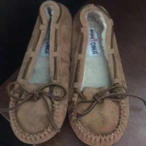 Minnetonka “CALLY” Women’s Slippers FINAL PRICE